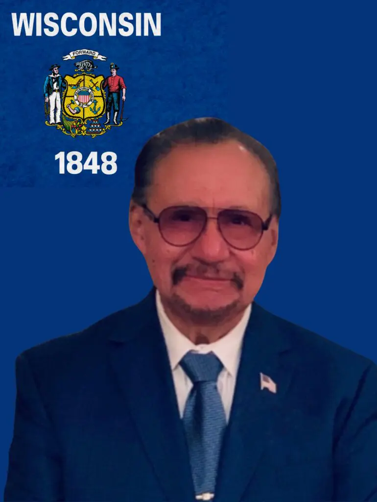 Man in suit and tie with Wisconsin flag